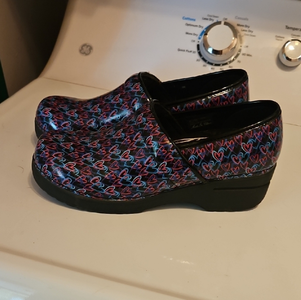 Easy Street Multicolor Heart Mules - Picture 5 of 5
